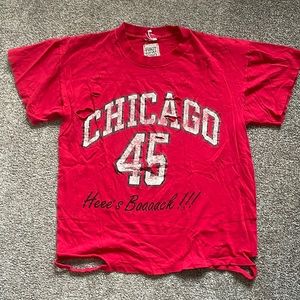 Vintage Chicago bulls red tee